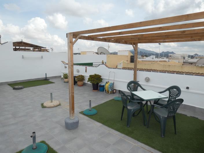 Image No.44-2 Bed Semi-Detached for sale