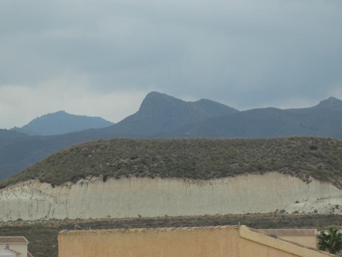 Image No.47-2 Bed Semi-Detached for sale