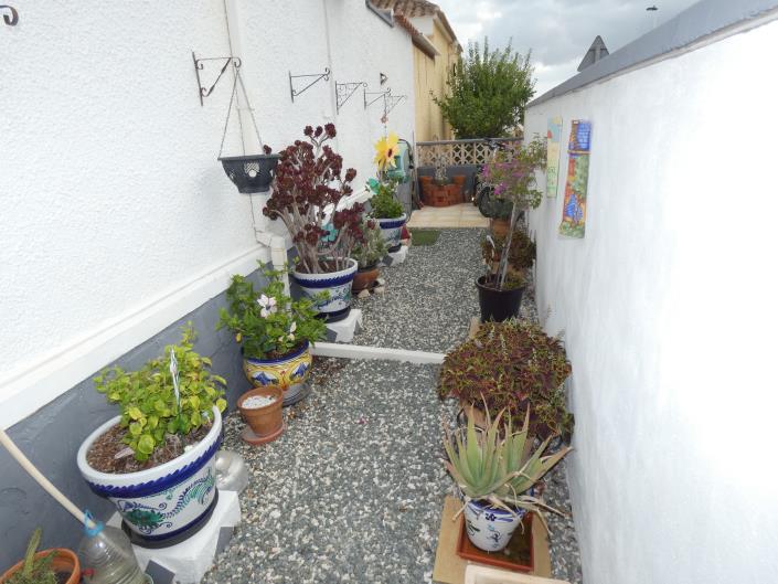 Image No.53-2 Bed Semi-Detached for sale