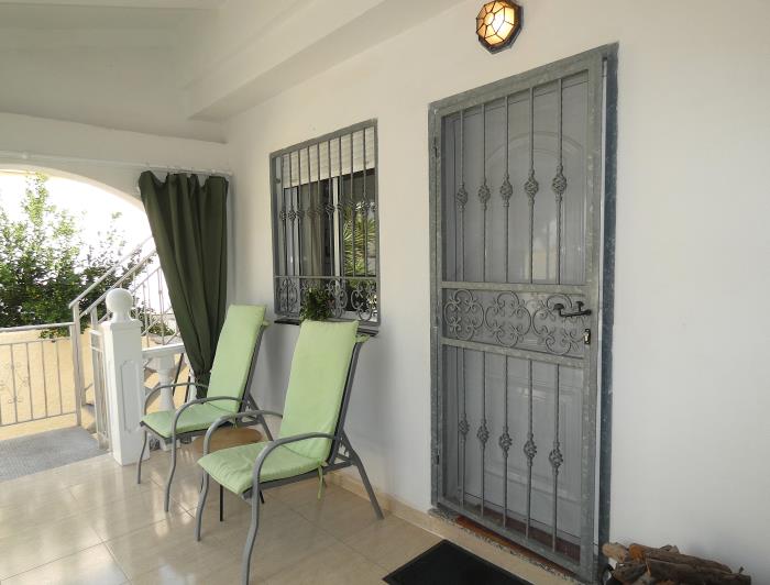 Image No.11-2 Bed Villa / Detached for sale