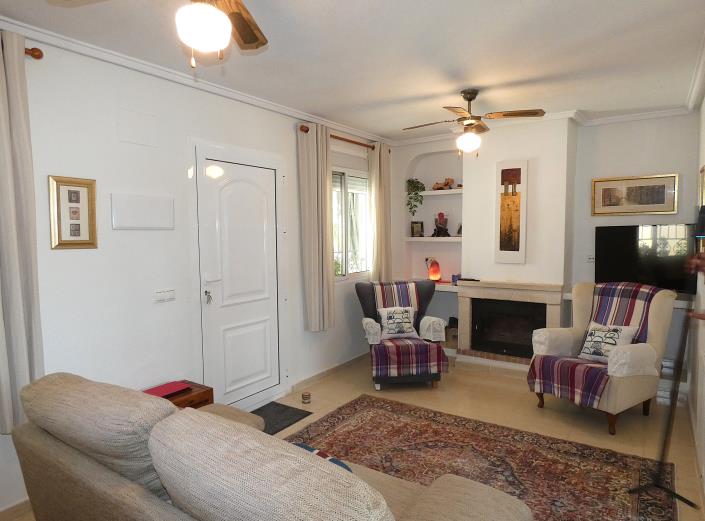 Image No.12-2 Bed Villa / Detached for sale