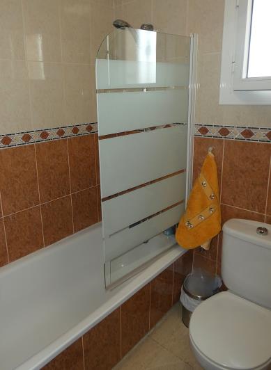 Image No.21-2 Bed Villa / Detached for sale