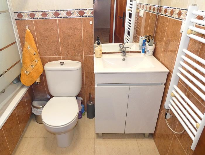 Image No.23-2 Bed Villa / Detached for sale