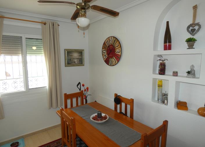 Image No.28-2 Bed Villa / Detached for sale