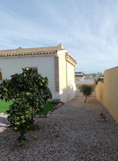 Image No.38-2 Bed Villa / Detached for sale