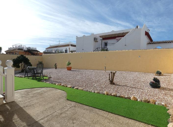 Image No.39-2 Bed Villa / Detached for sale