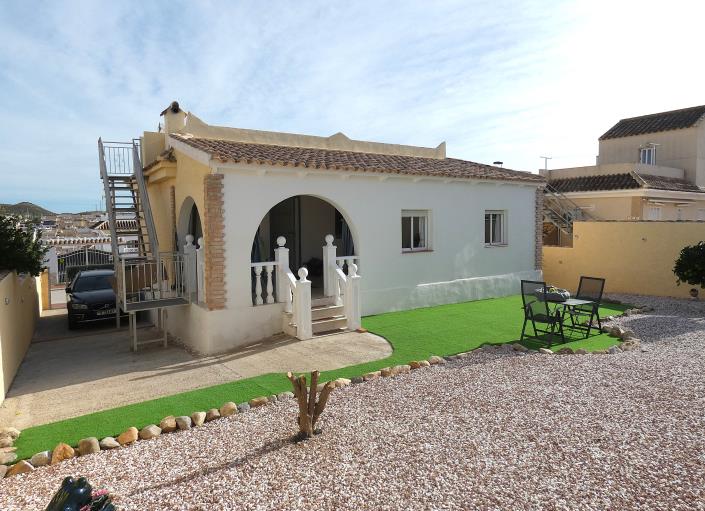 Image No.41-2 Bed Villa / Detached for sale