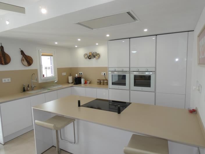 Image No.3-3 Bed Villa / Detached for sale