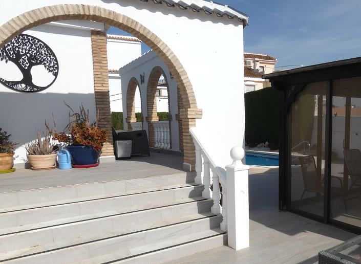 Image No.34-3 Bed Villa / Detached for sale