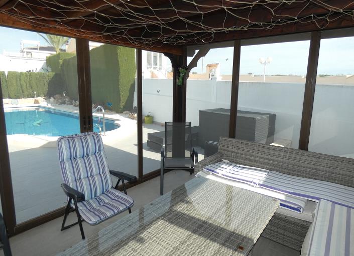 Image No.40-3 Bed Villa / Detached for sale