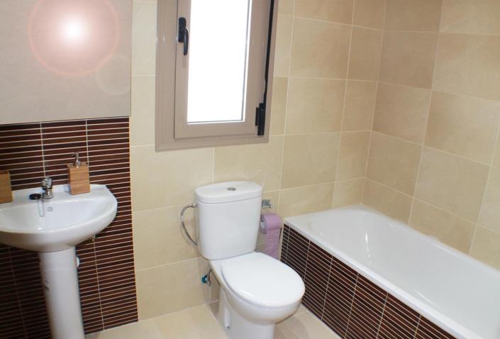 Image No.25-3 Bed Villa / Detached for sale