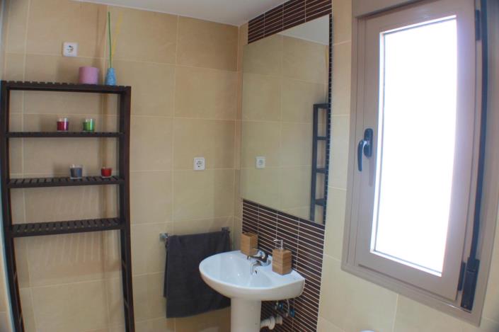 Image No.26-3 Bed Villa / Detached for sale