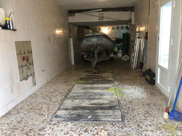 Image No.14-3 Bed House for sale