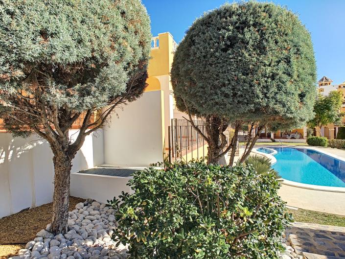 Image No.5-2 Bed Townhouse for sale