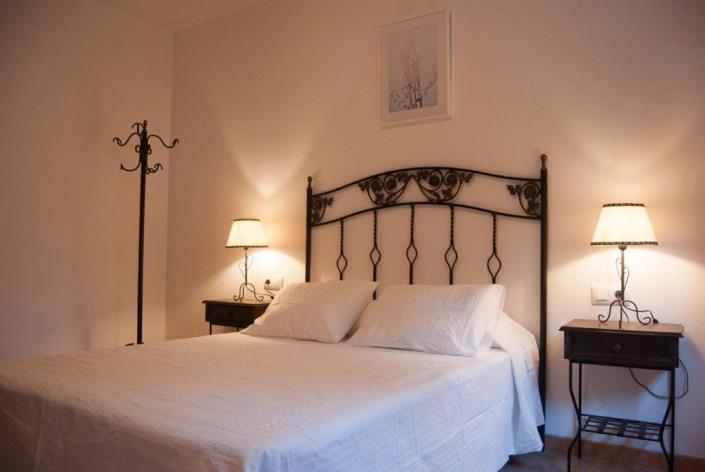 Image No.6-3 Bed Country House for sale