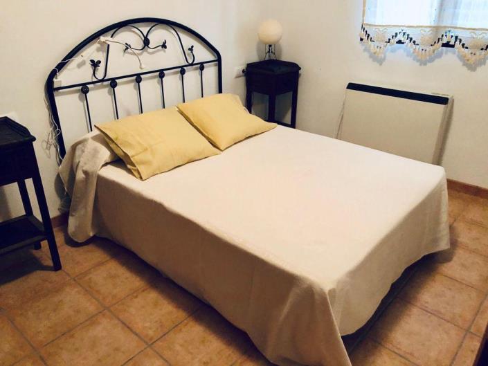 Image No.12-3 Bed Country House for sale