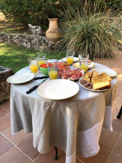 Image No.18-3 Bed Country House for sale