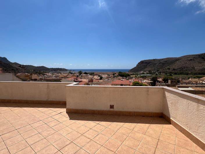 Image No.21-3 Bed Apartment for sale