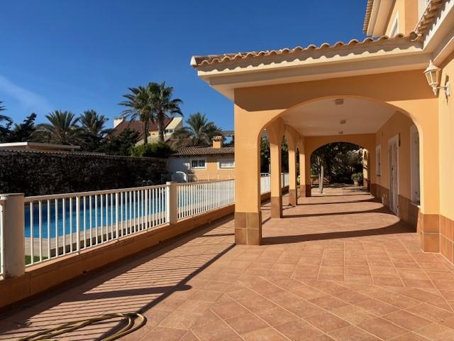 Image No.26-8 Bed Villa for sale