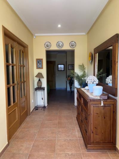 Image No.33-8 Bed Villa for sale