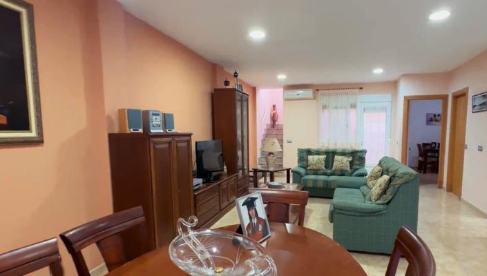 Image No.5-5 Bed House for sale