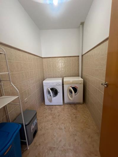 Image No.22-5 Bed House for sale