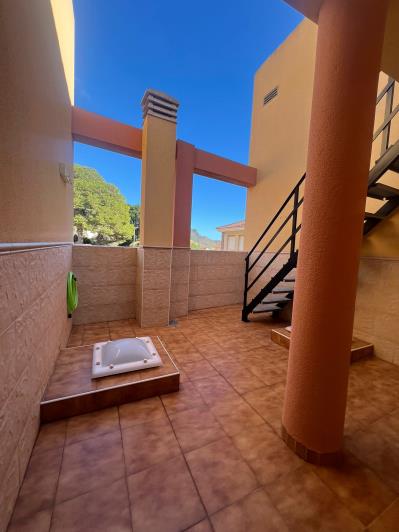 Image No.27-5 Bed House for sale