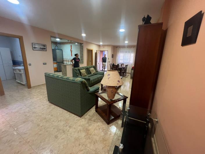 Image No.33-5 Bed House for sale