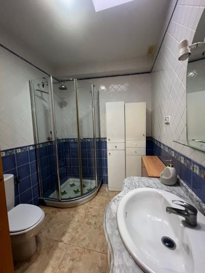 Image No.41-5 Bed House for sale