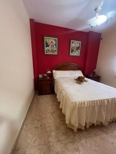 Image No.42-5 Bed House for sale