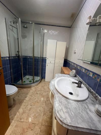 Image No.44-5 Bed House for sale