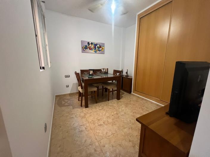 Image No.45-5 Bed House for sale