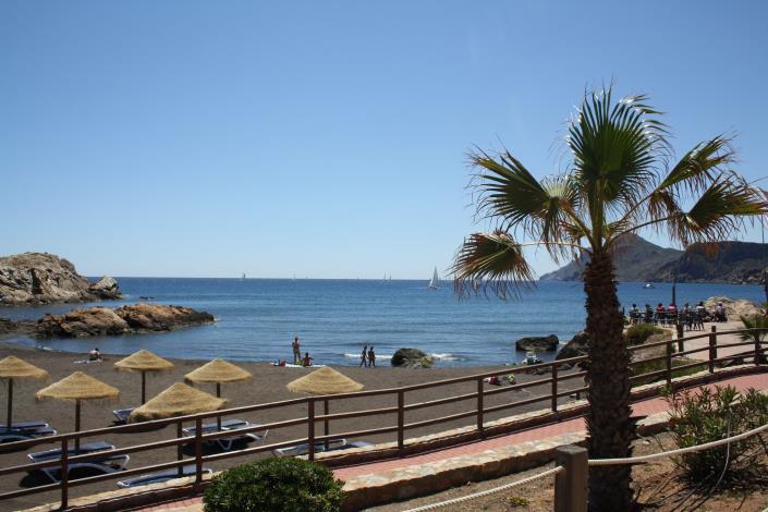 Image No.50-5 Bed House for sale