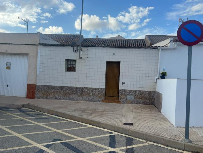 Image No.2-3 Bed House for sale