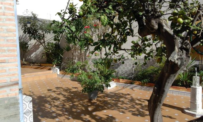 Image No.3-4 Bed House for sale