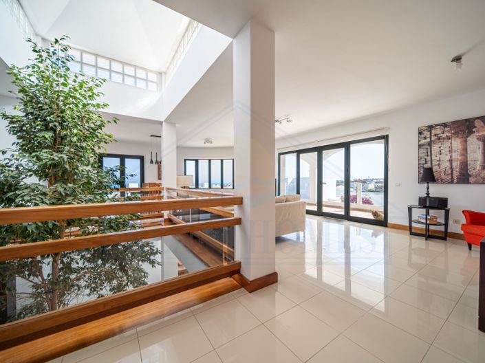 Image No.11-5 Bed House for sale