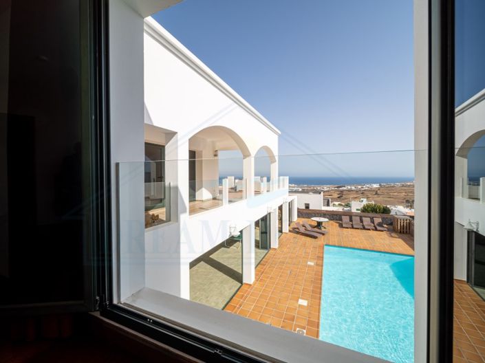 Image No.22-5 Bed House for sale