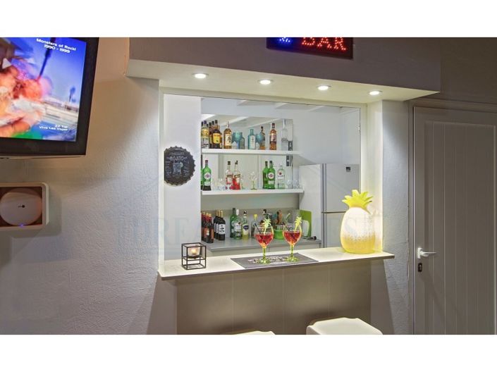 Image No.10-7 Bed House for sale