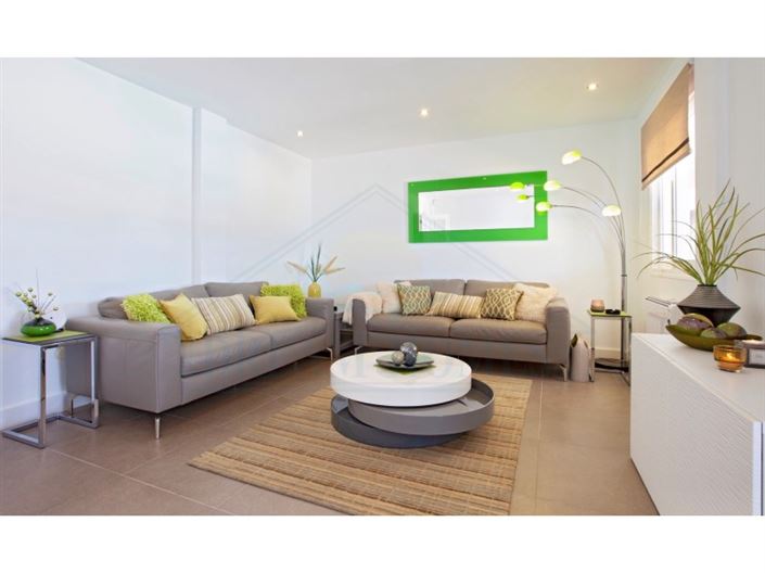 Image No.19-7 Bed House for sale