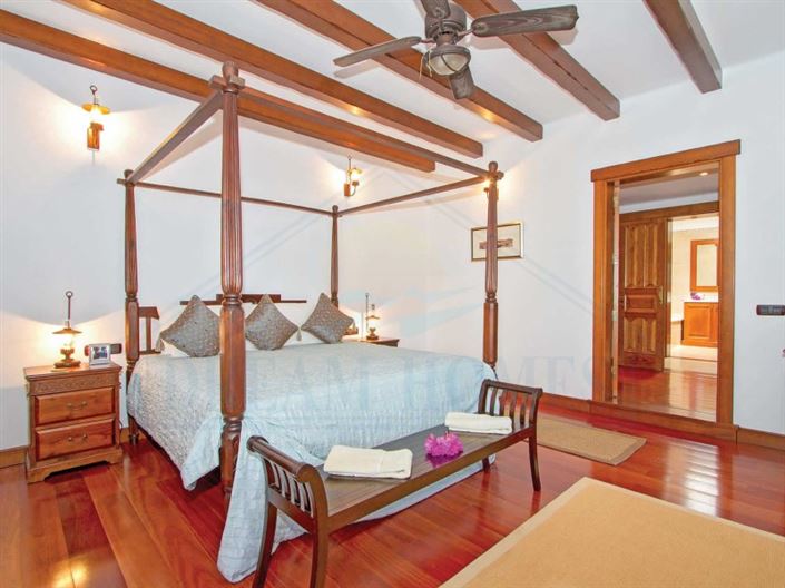 Image No.11-5 Bed House for sale