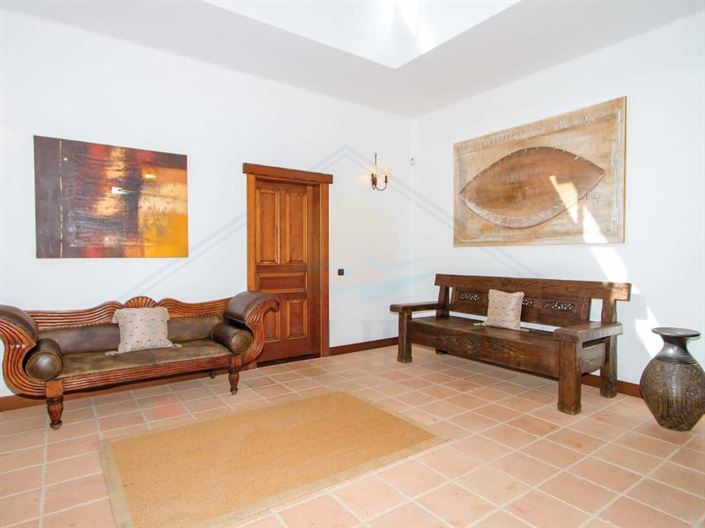 Image No.15-5 Bed House for sale