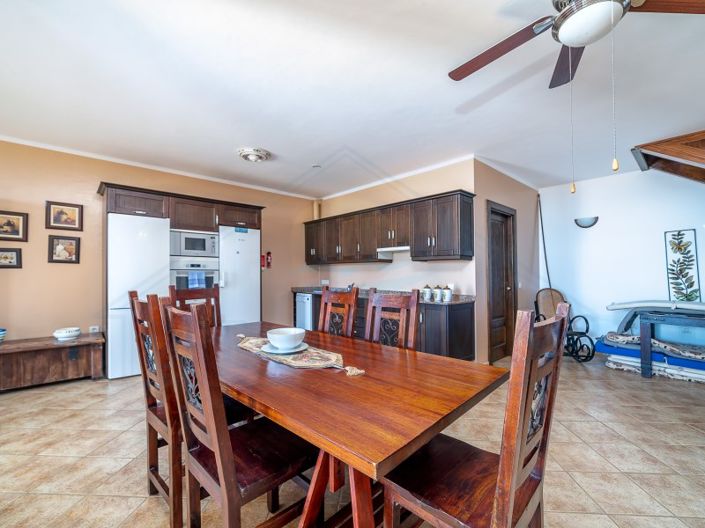 Image No.20-7 Bed House for sale