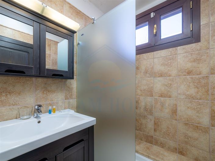 Image No.25-7 Bed House for sale