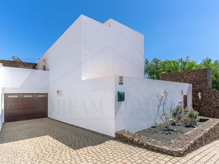 Image No.48-7 Bed House for sale