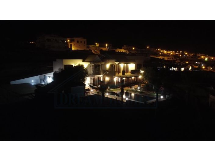 Image No.51-7 Bed House for sale