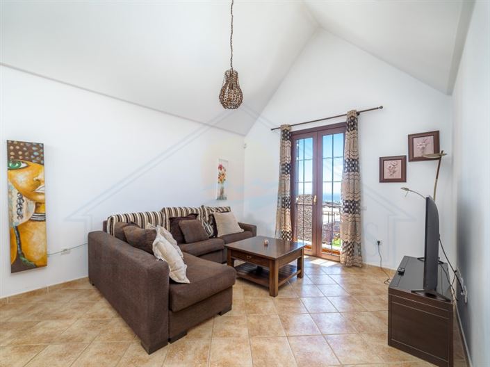 Image No.9-7 Bed House for sale