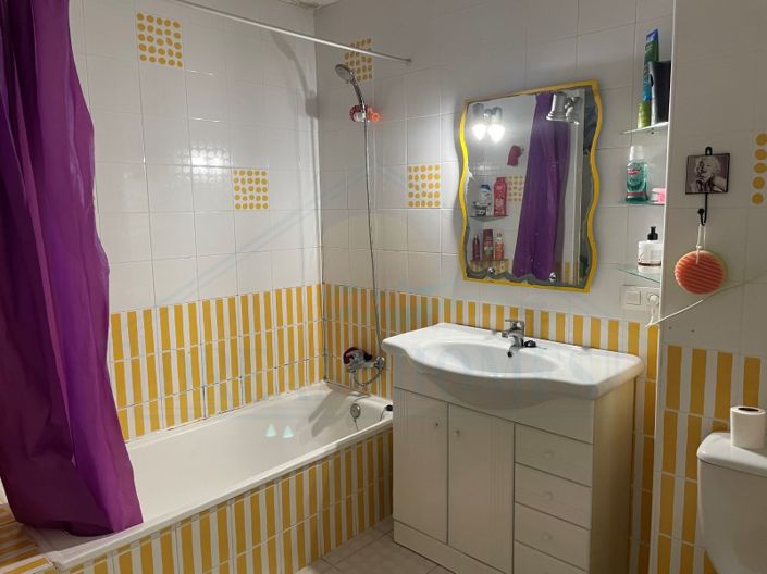 Image No.12-2 Bed Apartment for sale