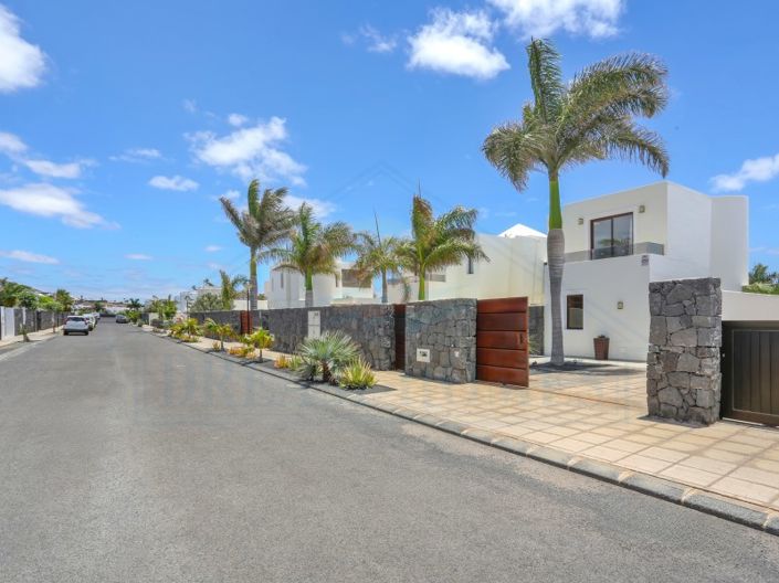 Image No.4-3 Bed Villa for sale