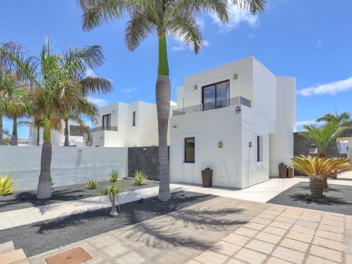 Image No.5-3 Bed Villa for sale