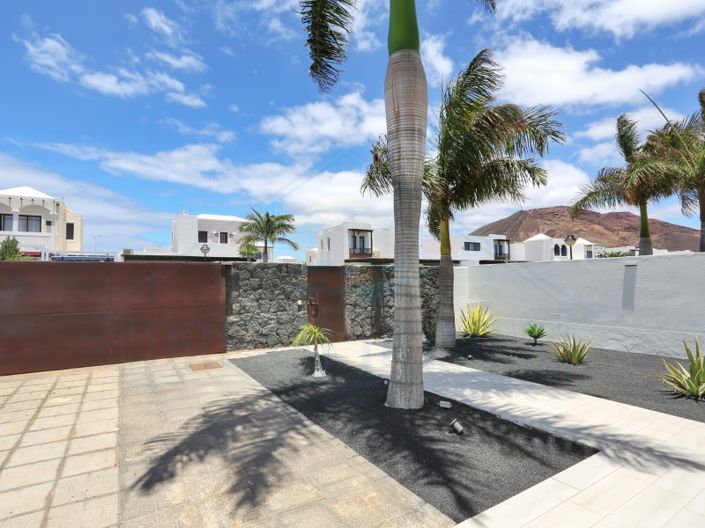 Image No.6-3 Bed Villa for sale